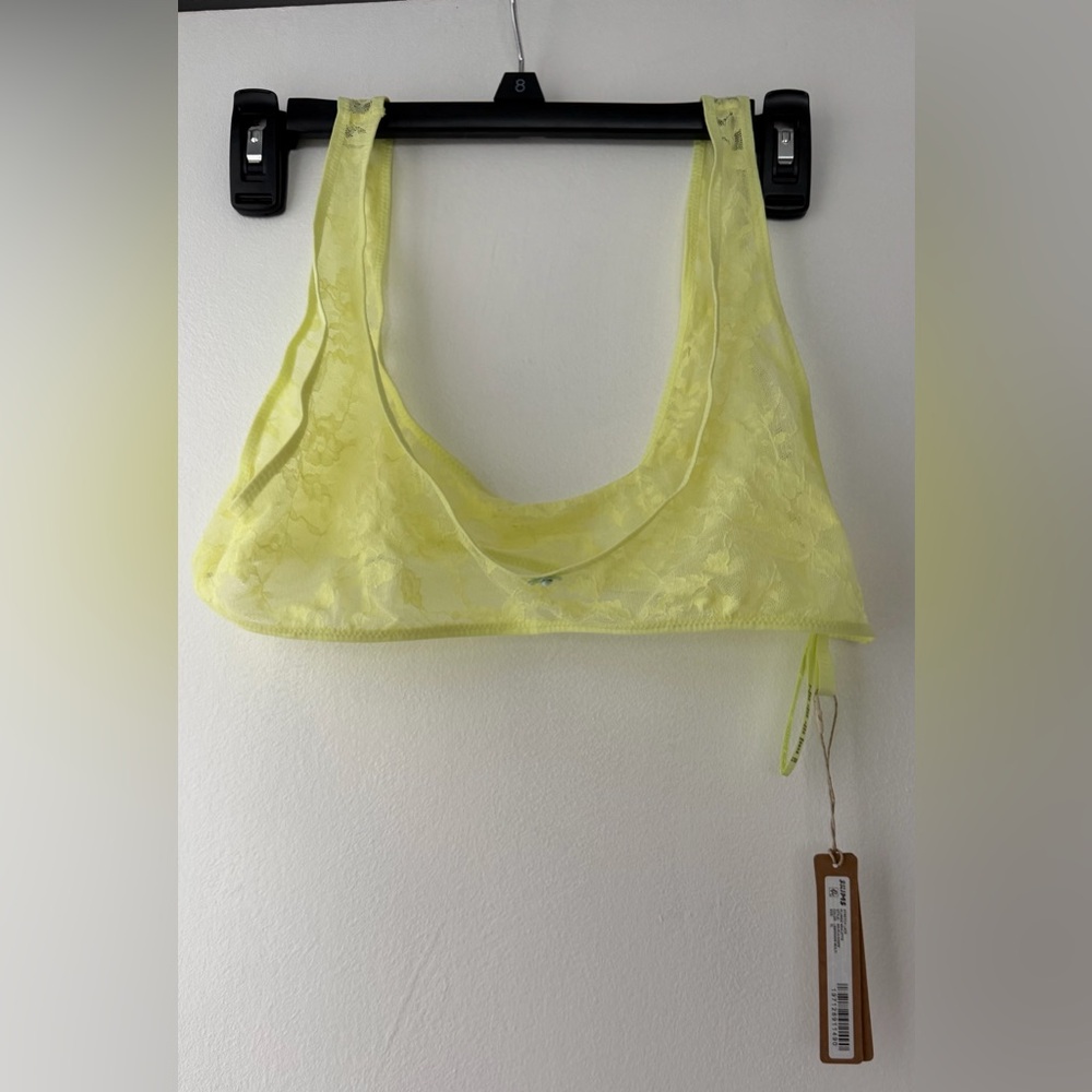 SKIMS Lace Bandeau in Lemonade